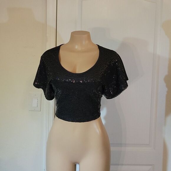 BRAND NEW BLACK SPARLY dELiA*s CROP TOP - Picture 3 of 15